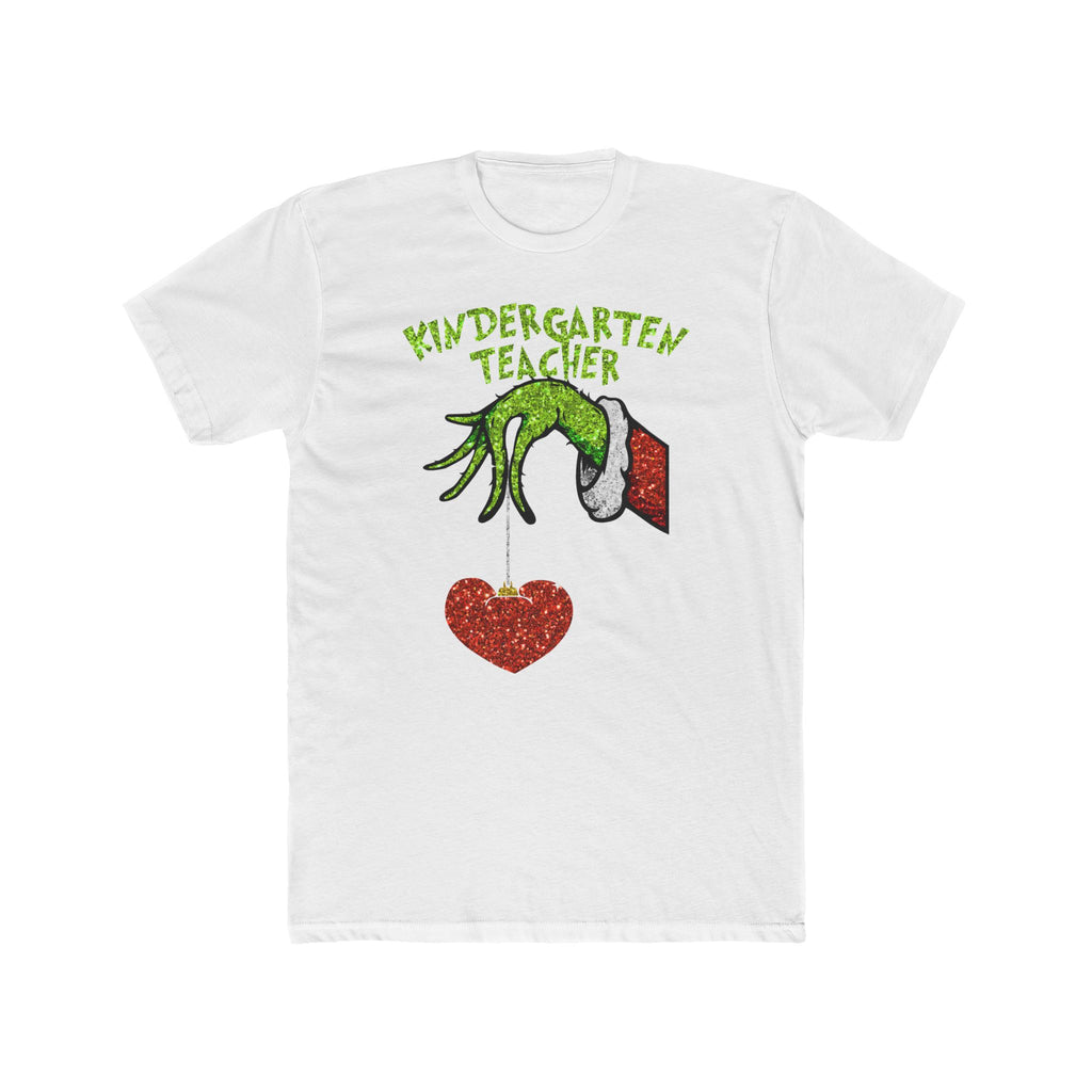 Kindergarten Teacher Grinch Heart T-Shirt – Cute Holiday Teacher Tee